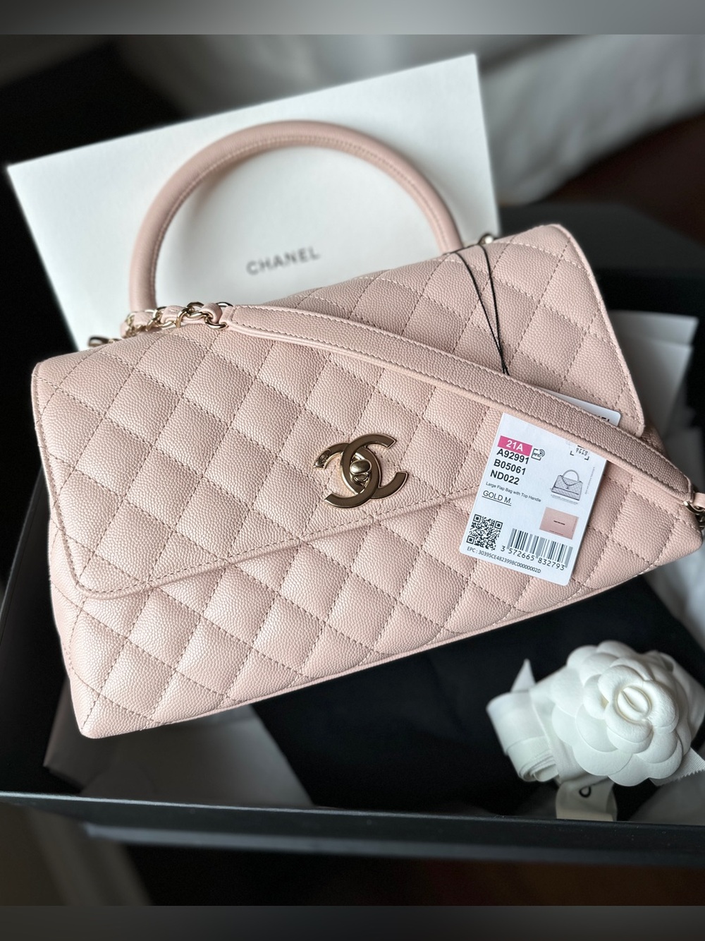 NIB CHANEL Coco Handle 21A Pink Caviar Leather Light Gold HW Medium Handbag NWT - Picture 1 of 10